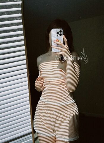 Nymphruex