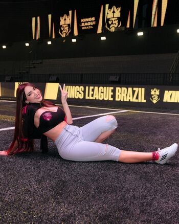 Nyvi Estephan