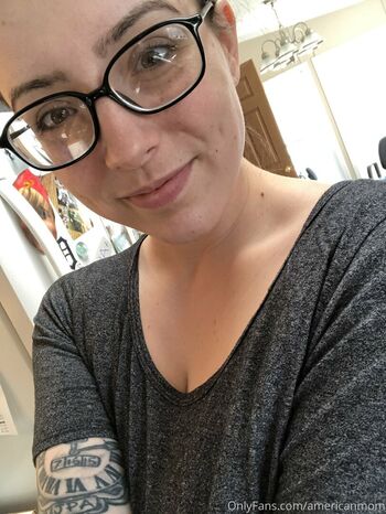 obedientdeviantmom