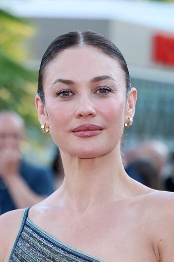 Olga Kurylenko