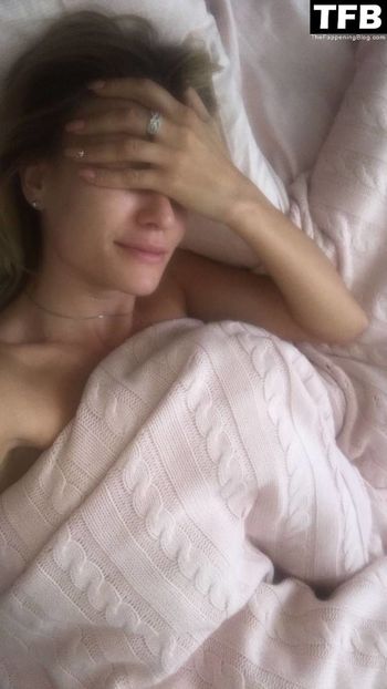 Olia Tira