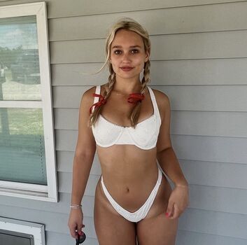 Olivia Leeson