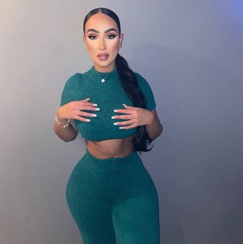 Omaima Benamre