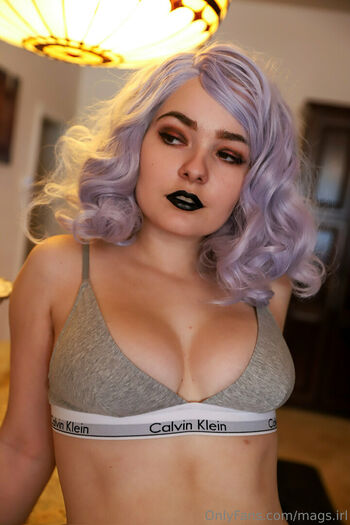 OMGCosplay