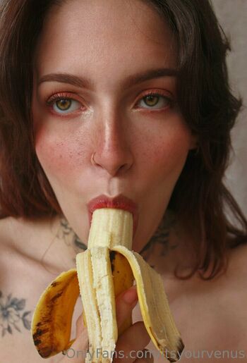 Oriana Valentine