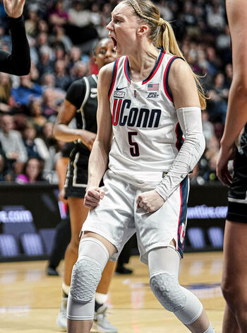 Paige Buecker