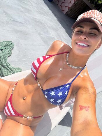 Paige Vanzant