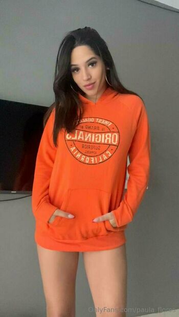 paula_flores