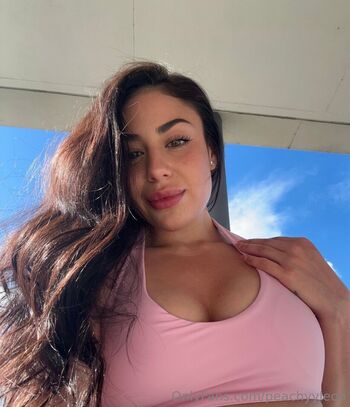 Peachyyleoo