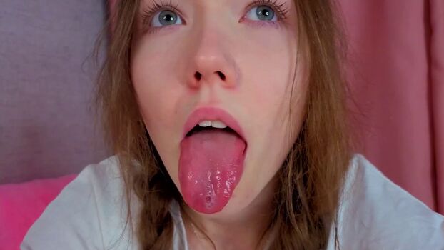 pearly_peach_