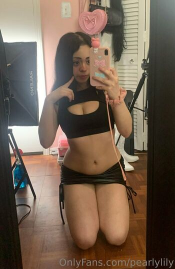 pearlylily