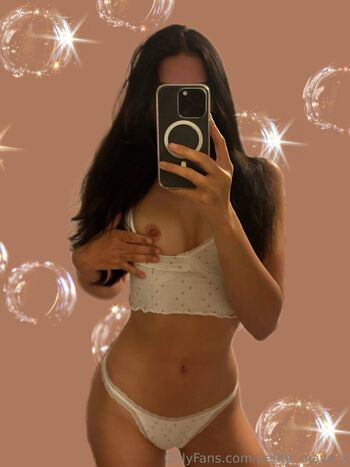 petite_maya_x