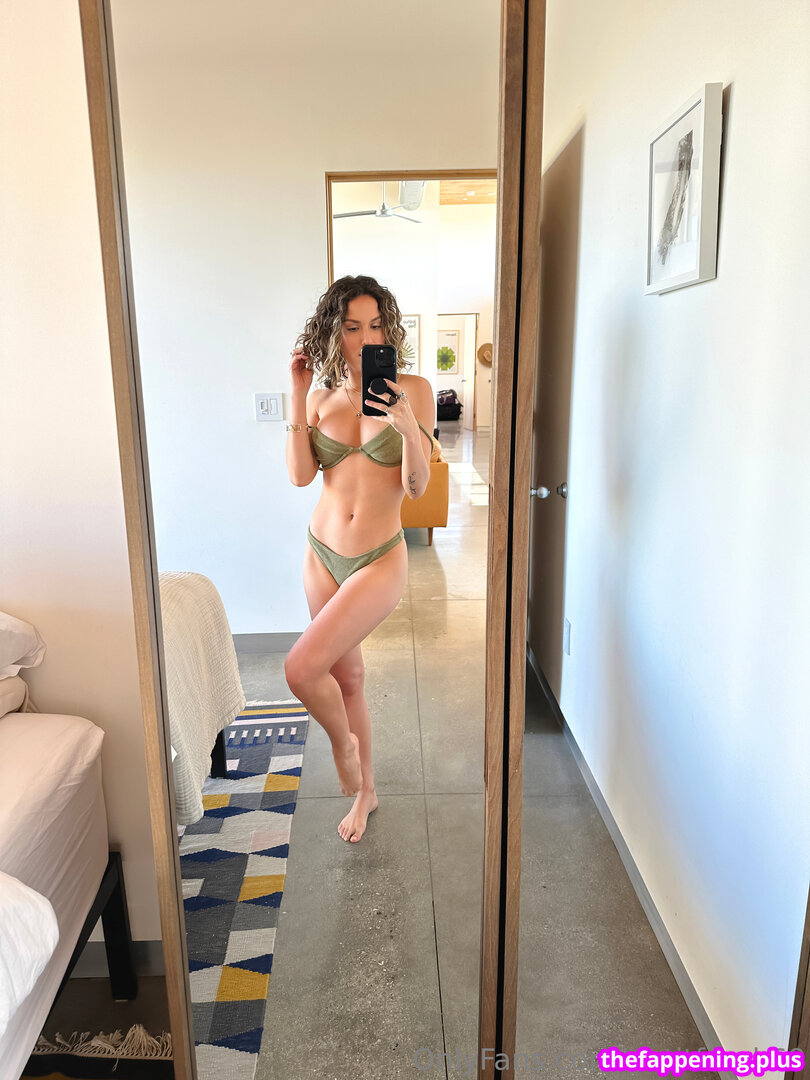 Petitfreak69b