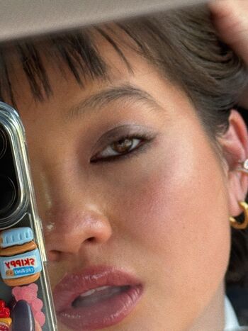 Peyton Elizabeth Lee