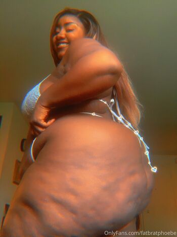phat_ass_phoebe