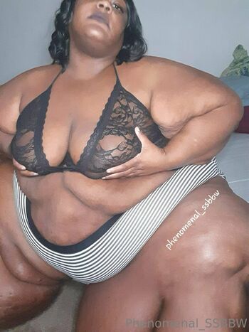 phenomenal_ssbbw