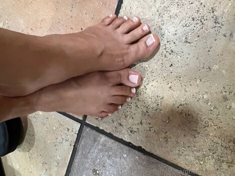 phonefootvixen
