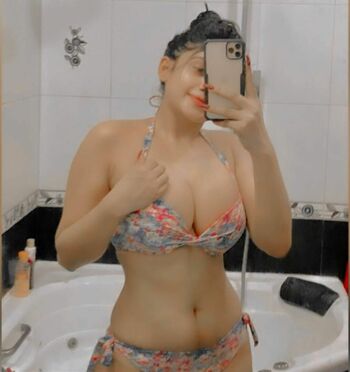 Piumi Hansamali