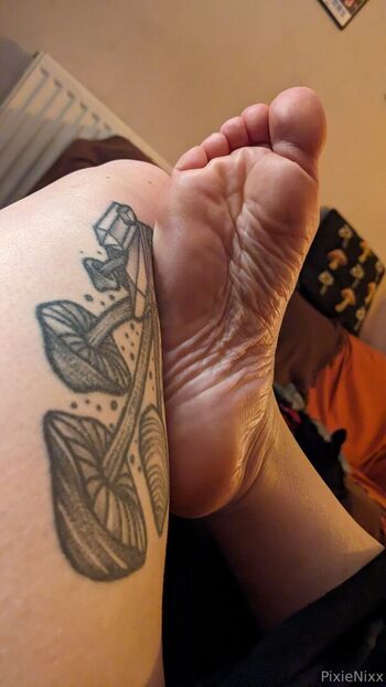 pixiefeetnixx