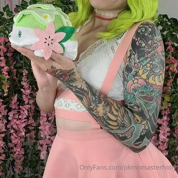 Pkmnmasterholly