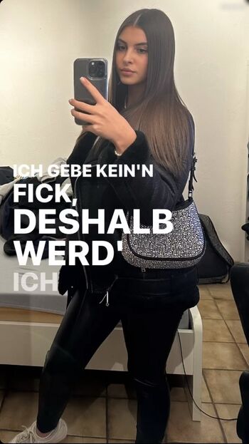Pkshelenaofficial