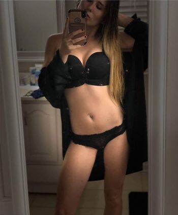 Playfuldeedee
