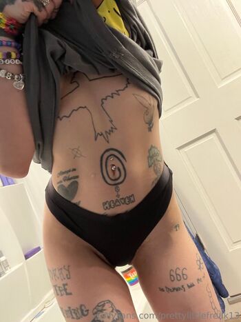 prettylittlefreak13