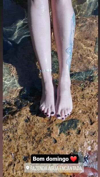 prii_feet