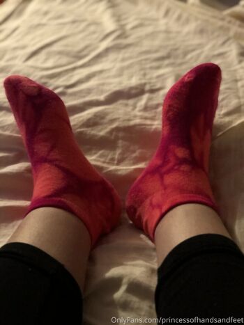 princessofhandsandfeet