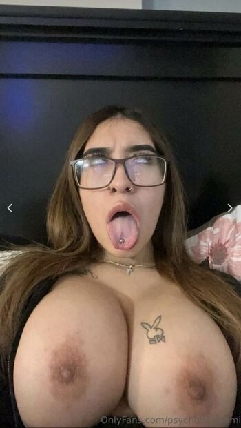 Psychotic_mami