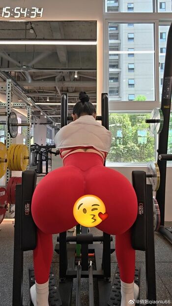 俏妞qiaoniuTT
