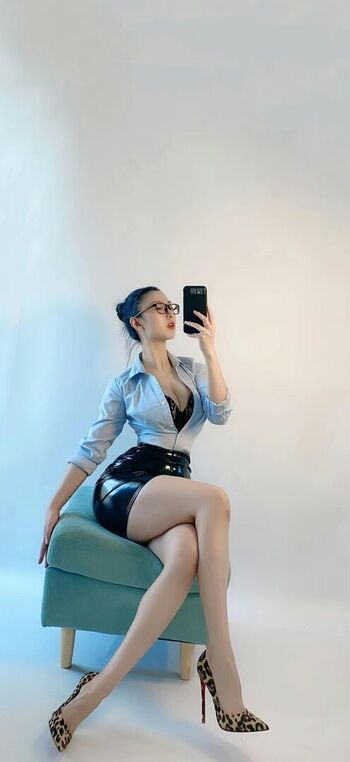 俏妞qiaoniuTT