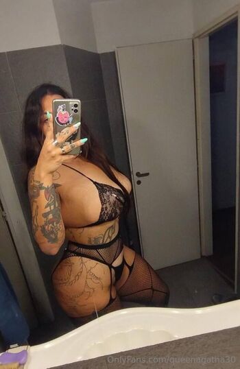 queenagatha30