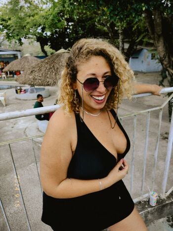 &Quot;Quem É Essa&Quot; Pesquise Nomes Aqui.