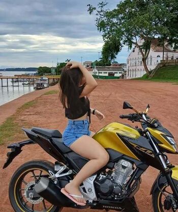 &Quot;Quem É Essa&Quot; Pesquise Nomes Aqui.