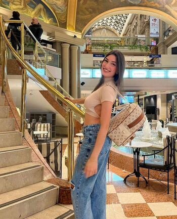 &Quot;Quem É Essa&Quot; Pesquise Nomes Aqui.