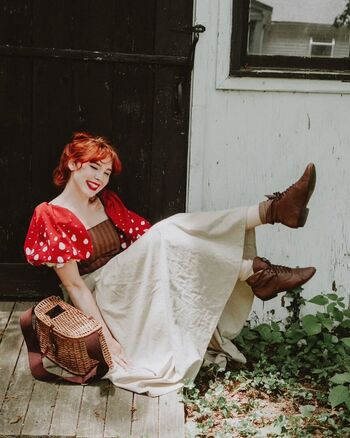 Rachel Maksy
