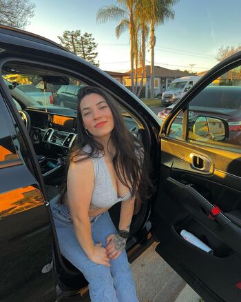 Raelynn