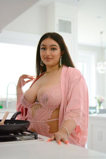 Rakhi Gill