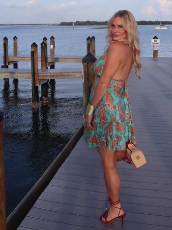 Rebeccalynne_d