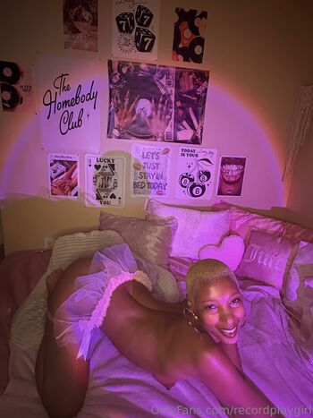 recordplaygirl