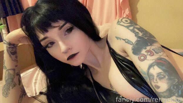 Rengekko Cosplay