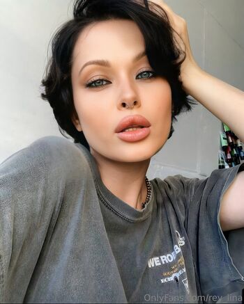 rey_lina