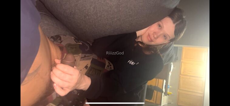 riiizzgodofficial