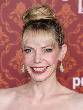 Riki Lindhome
