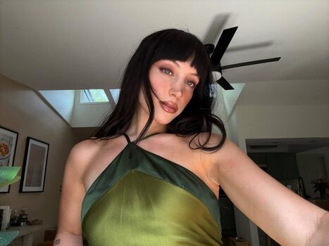 Riley Hubatka
