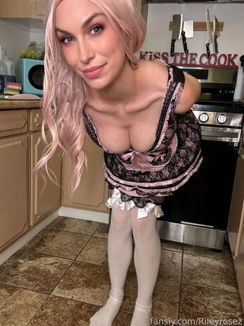 Rileyrosez