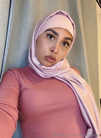 riyakhalifaa