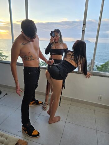 Roberto Vs TheWorld