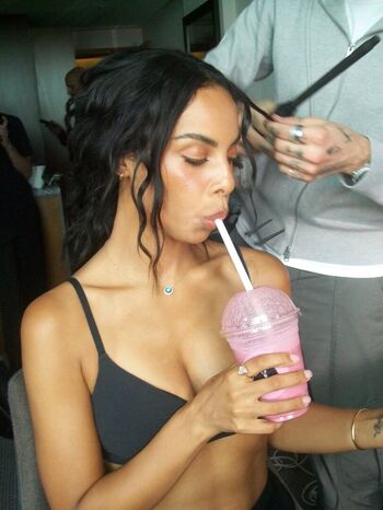Rochelle Humes